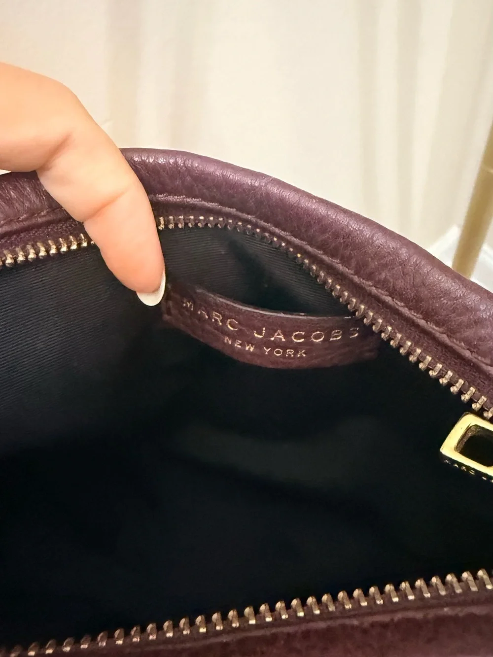 Marc Jacobs compact marc